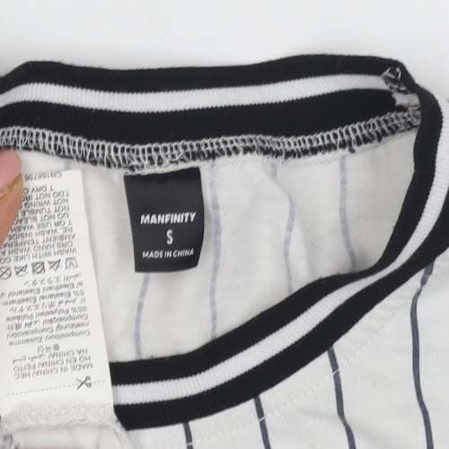 Manfinity Men's White Striped Crew Neck T-Shirt Small