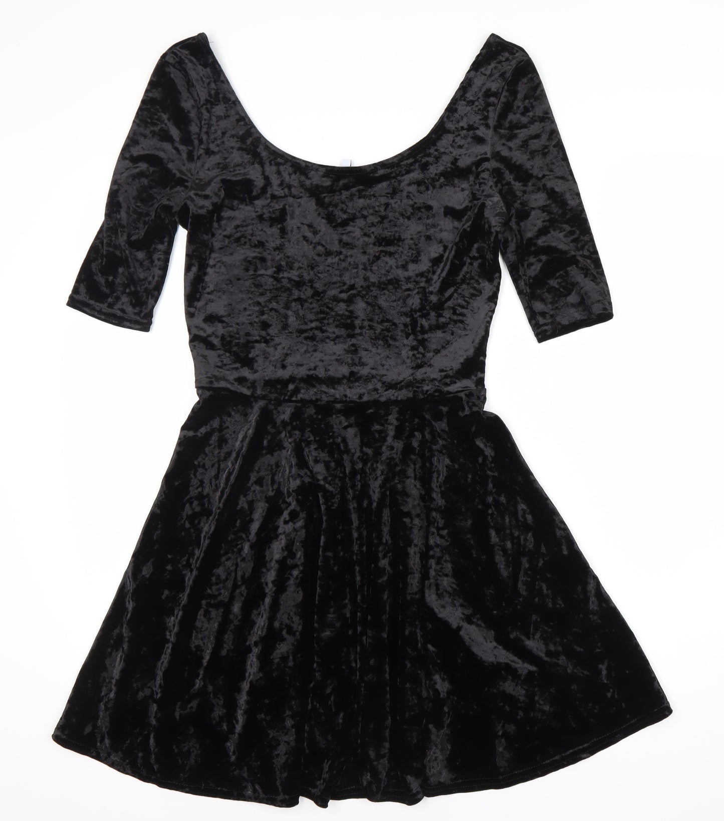 New Look Women’s Black Velvet Scoop Neck Dress
