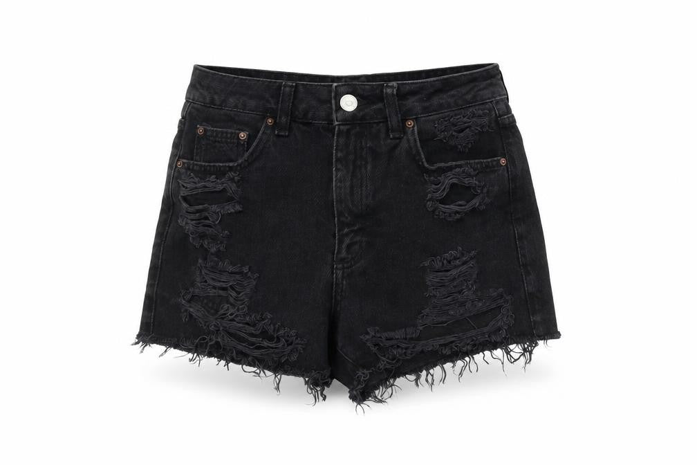 Front view of Topshop Women’s Black Mom Shorts, size UK 6