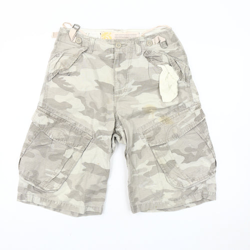 Burton Men's Beige Camouflage Cargo Shorts Size 30