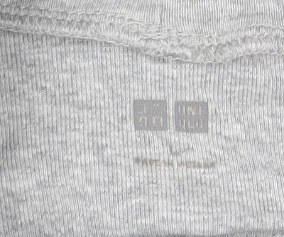 Uniqlo Unisex Grey High Neck Long Sleeve T-Shirt L