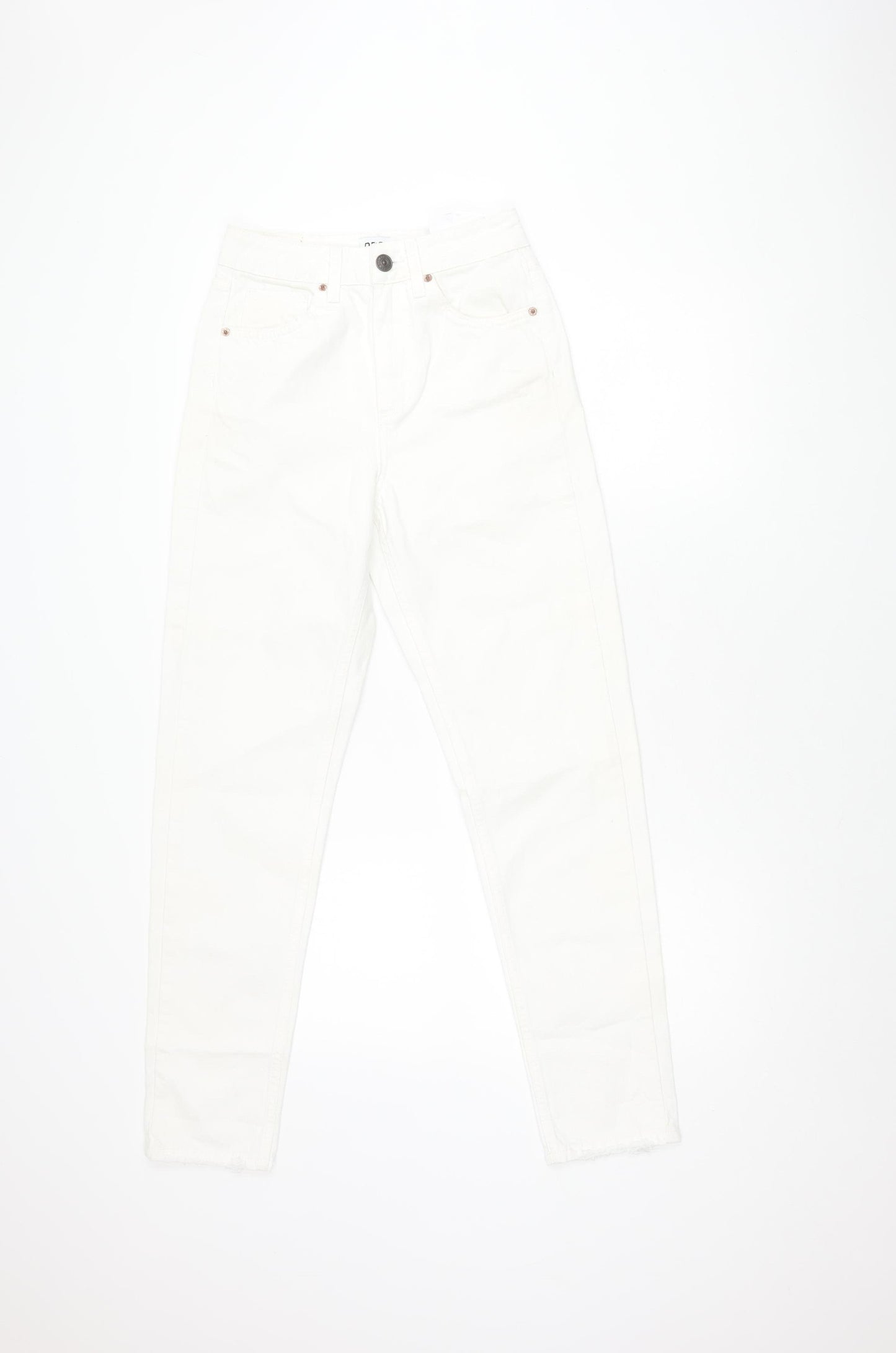 BDG Urban Outfitters Women’s White High Rise Mom Jeans, W25 L32