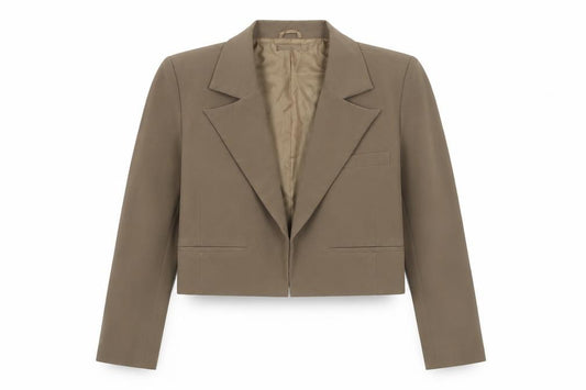 Front view of PRETTYLITTLETHING Women's Brown Blazer, size 16, Lined
