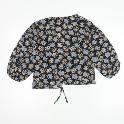 Urban Outfitters Women's Black Floral Blouse