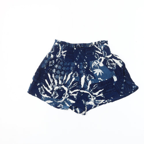 Urban Outfitters Women's Blue Geometric Shorts XS