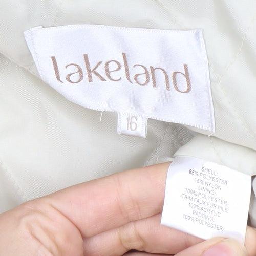 Lakeland Women's Ivory Waistcoat Size 16 with Faux Fur