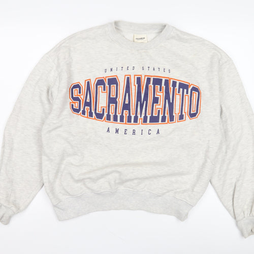 Pull & Bear Men's Grey Sacramento Graphic Sweatshirt