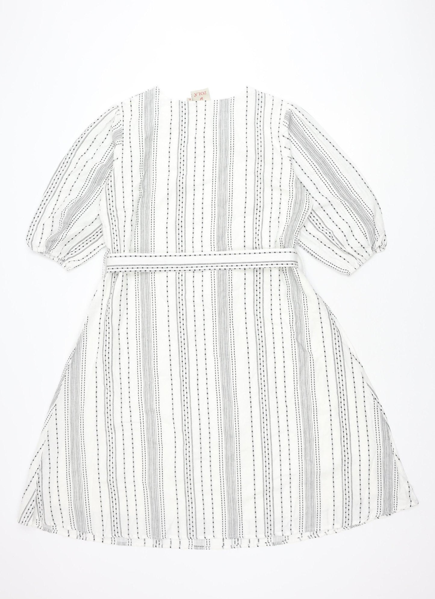 ZOLA Women's XL White Striped Dress