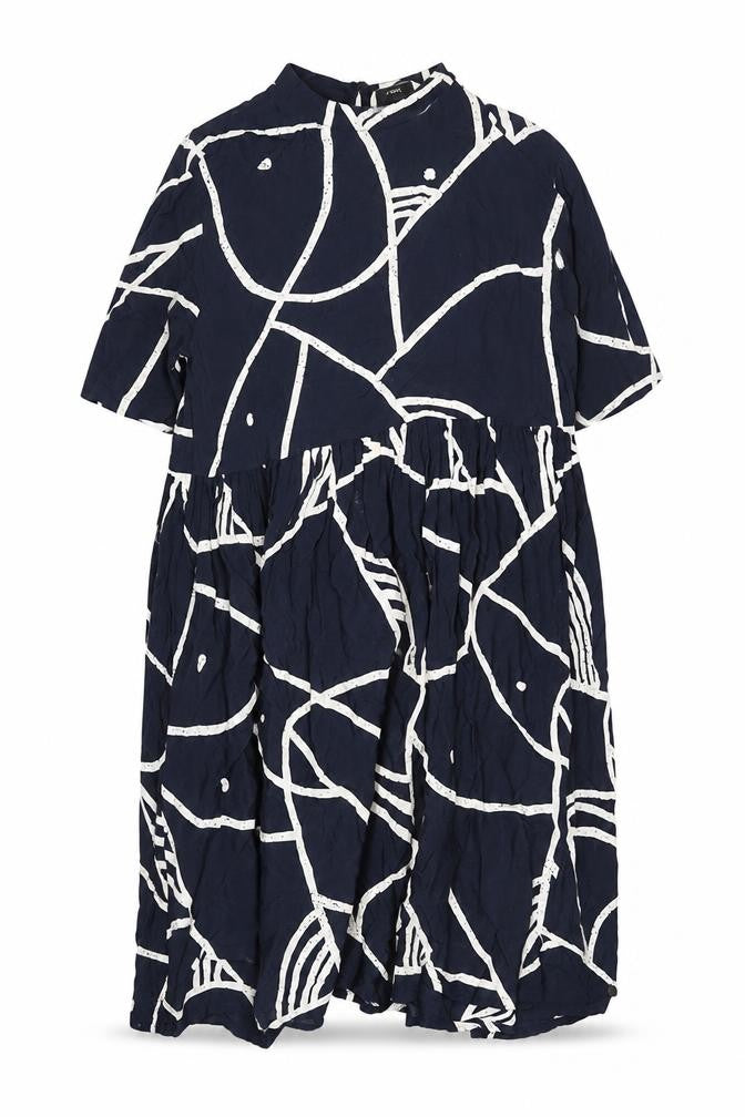 Front view of NÜMPH Women's Blue Geometric Shift Dress, size 12