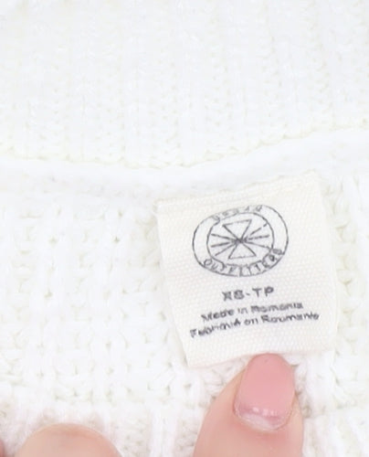 Urban Outfitters Women's XS White Chunky Knit Pullover Jumper