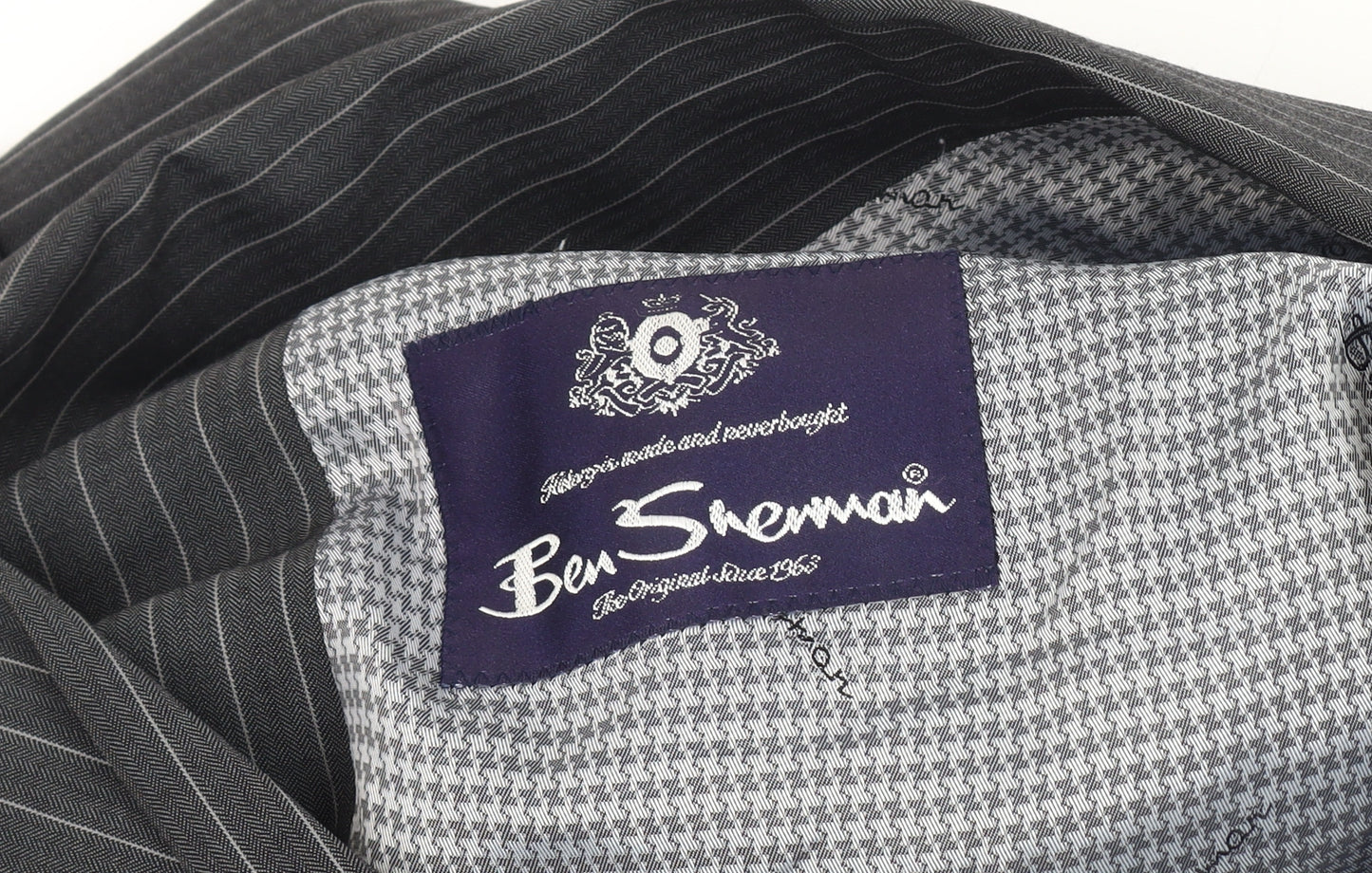 Ben Sherman Men's Grey Striped Wool Blazer 42