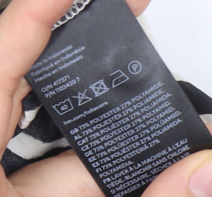 H&M Women's Black Zebra Print Button-Up Shirt M