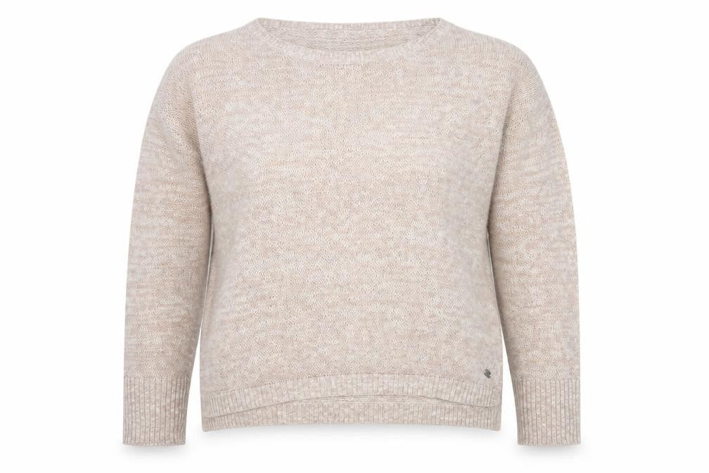 Front view of American Eagle Women’s Beige M Knit jumper