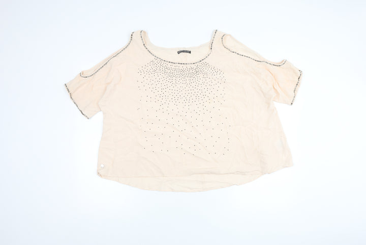 Rock & Revival Women's Beige Studded Cold Shoulder Top
