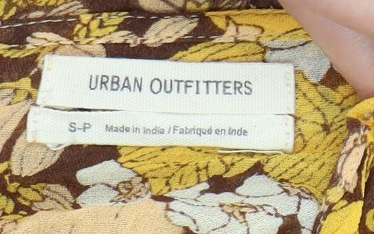 Urban Outfitters Women's Floral Cropped Blouse S