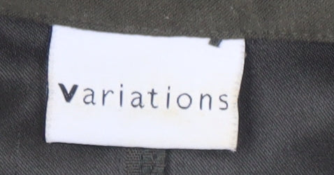 Variations Women's Green Plus Size Button-Up Shirt