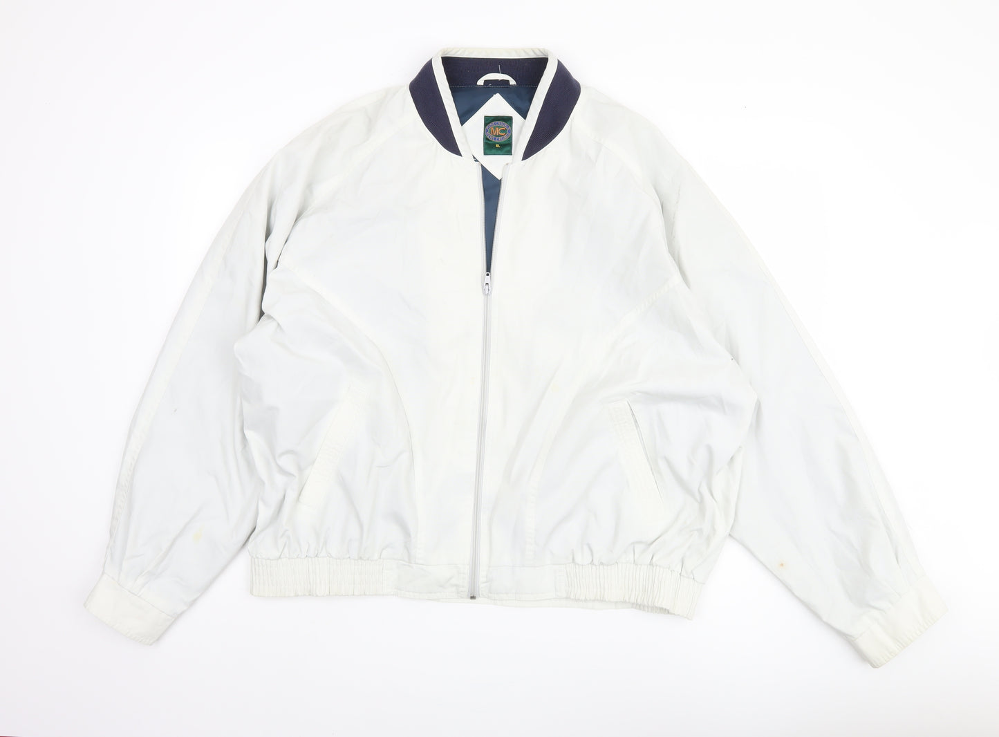 Mens Casuals White XL Bomber Jacket, Zipped Pockets