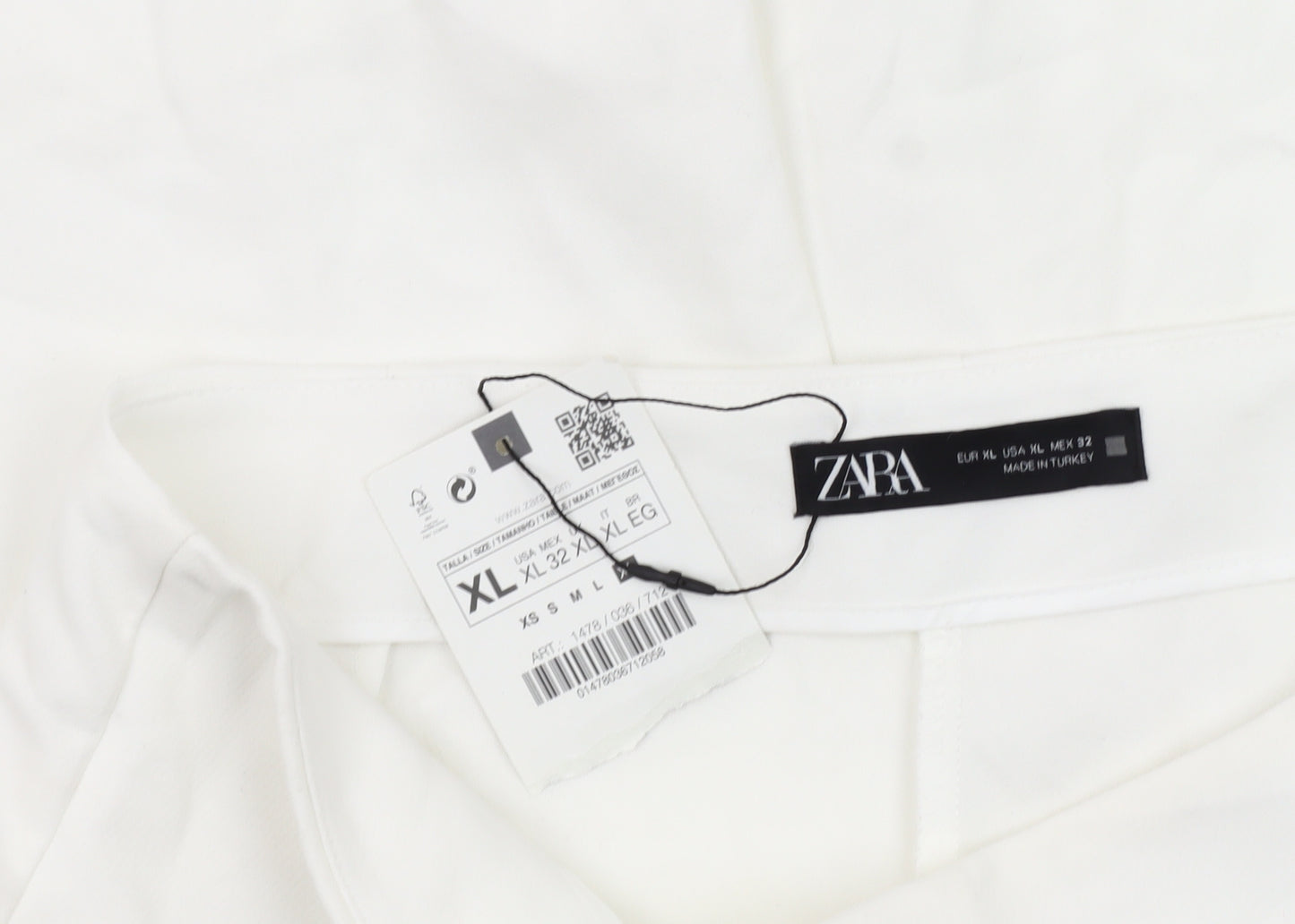 Zara Women's White XL Shorts