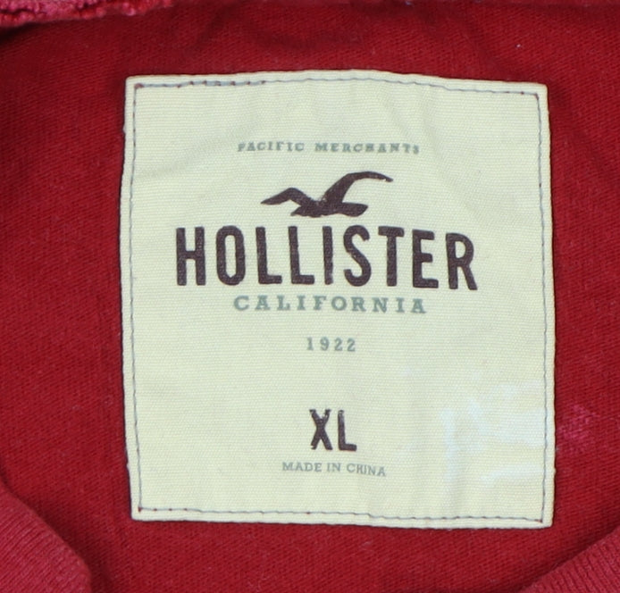 Hollister Men's Red XL Embroidered Graphic T-Shirt