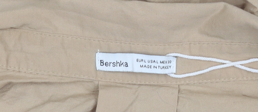 Bershka Women's Beige Cropped Button-Up Shirt L