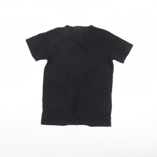 Nike Boys Black S T-Shirt with Iconic 'Just Do It' Print
