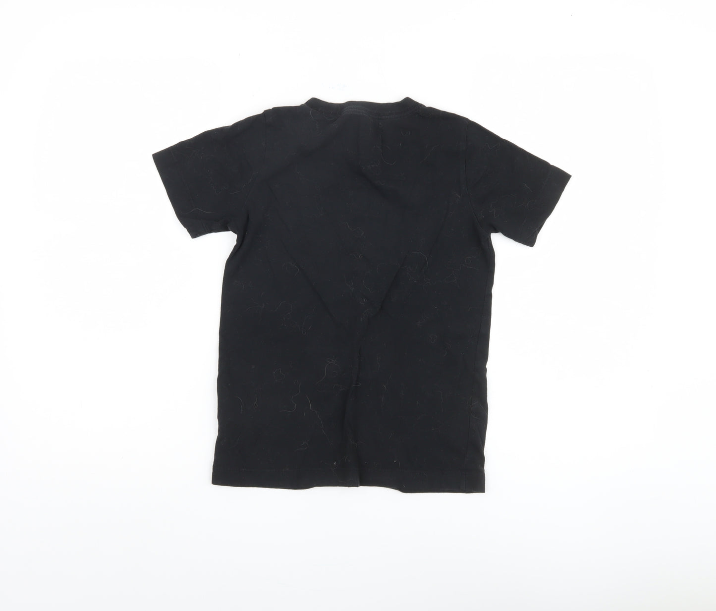 Nike Boys Black S T-Shirt with Iconic 'Just Do It' Print