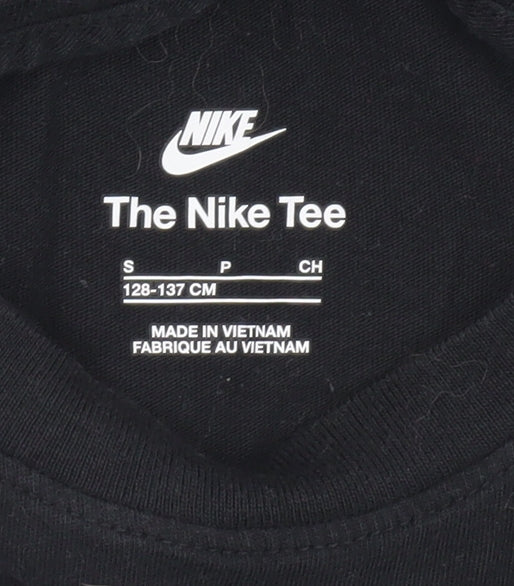 Nike Boys Black S T-Shirt with Iconic 'Just Do It' Print