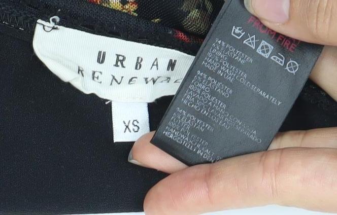 Urban Renewal Floral Puff Sleeve Top XS Black