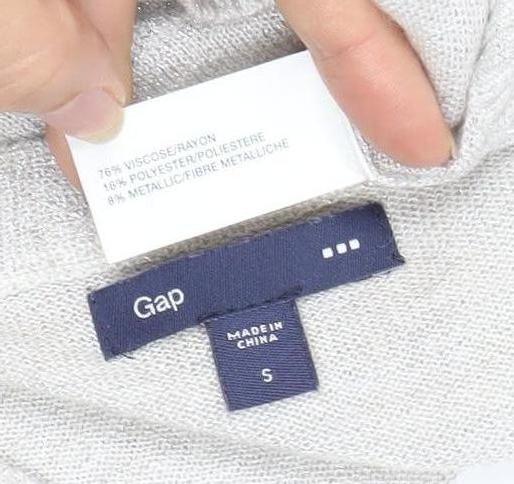 Gap Women's Grey Cardigan V-Neck Size S Casual