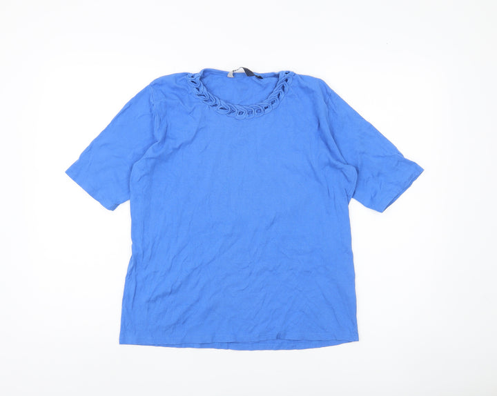 Vle Women's Blue Crew Neck T-Shirt M Size