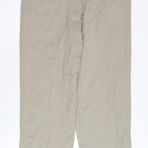 Melka Men's Beige Regular Fit Pleated Trousers