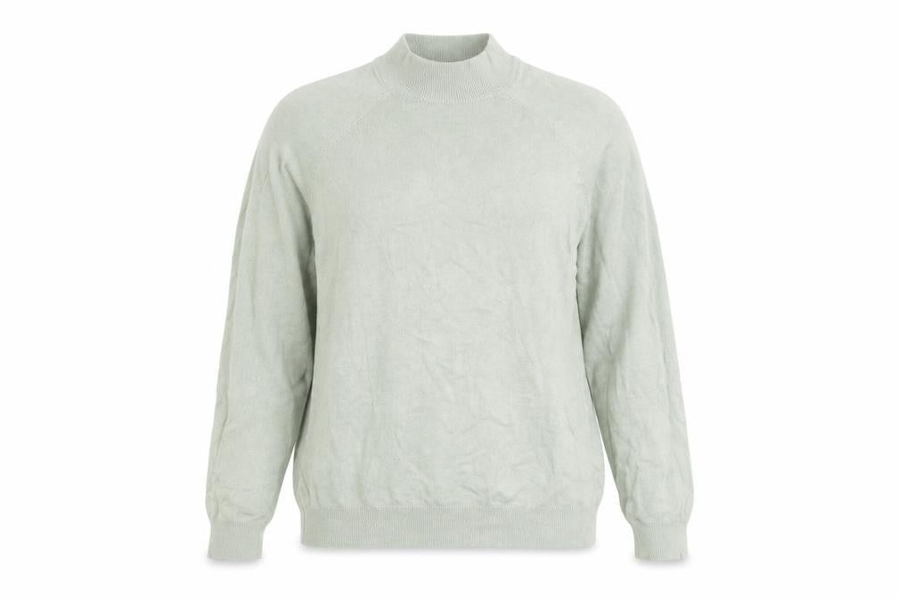 Front view of Pieces Women's Green jumper, size M