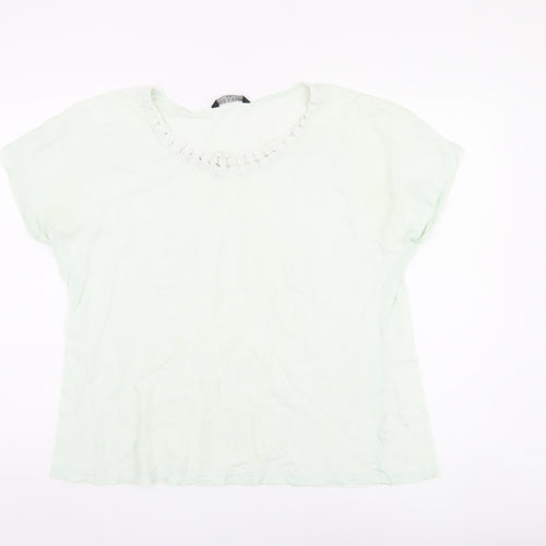 VIZ-A-VIZ Women's White Short Sleeve T-Shirt Size 16