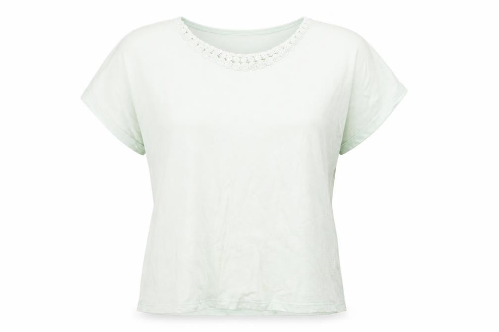 VIZ-A-VIZ Women's White Short Sleeve T-Shirt Size 16