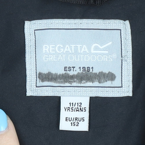 Regatta Boys Black Jacket 11-12 Years, Hooded & Lined