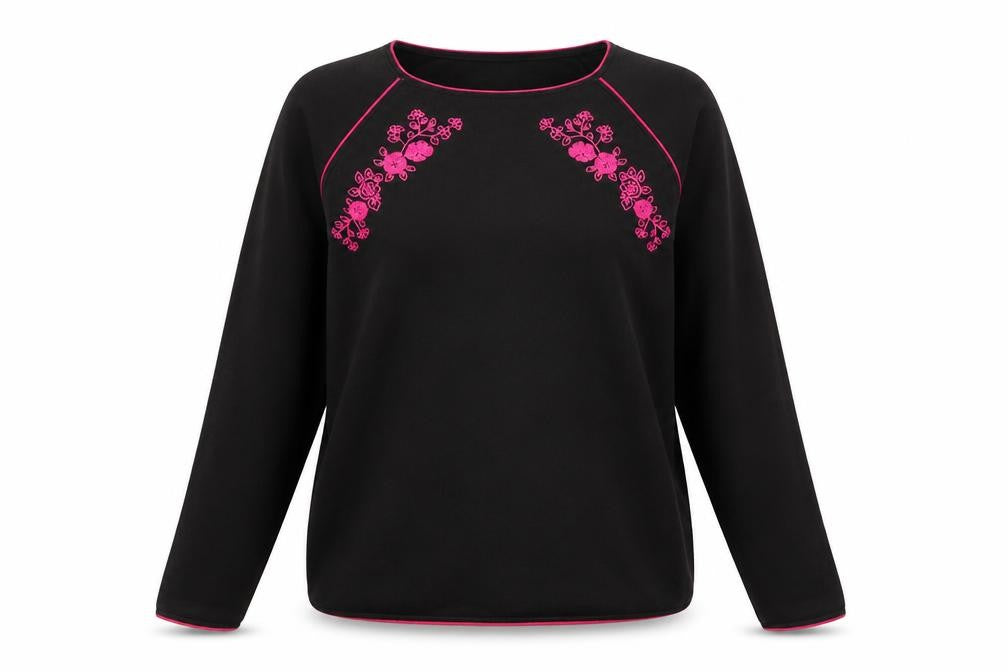 Front view of Signature Experience Women's Black jumper L