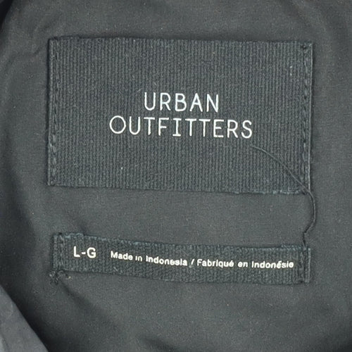Urban Outfitters Women's Black Puffer Jacket L