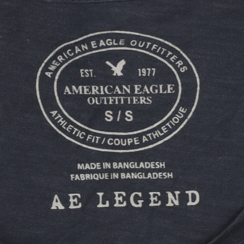 American Eagle Outfitters Men's Blue Graphic T-Shirt S