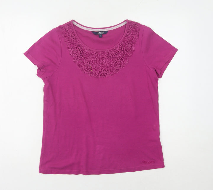 Maine New England Pink Women's Size 14 Basic T-Shirt
