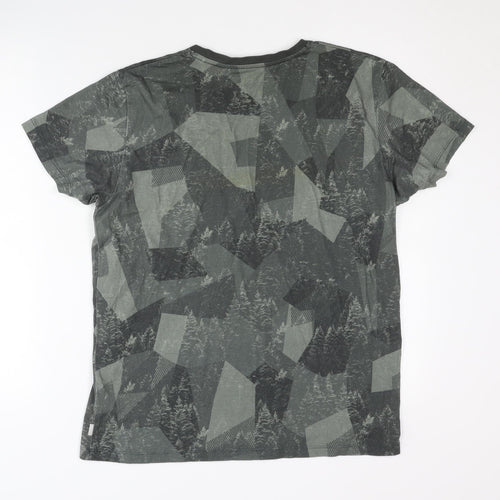 Esprit Men's Green Graphic Print T-Shirt, Size S
