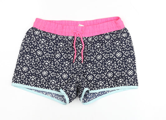 Front view of Yigga Teens Geometric Athletic Shorts Multicoloured