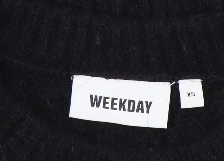 Weekday Women's Black Chunky Knit Pullover XS