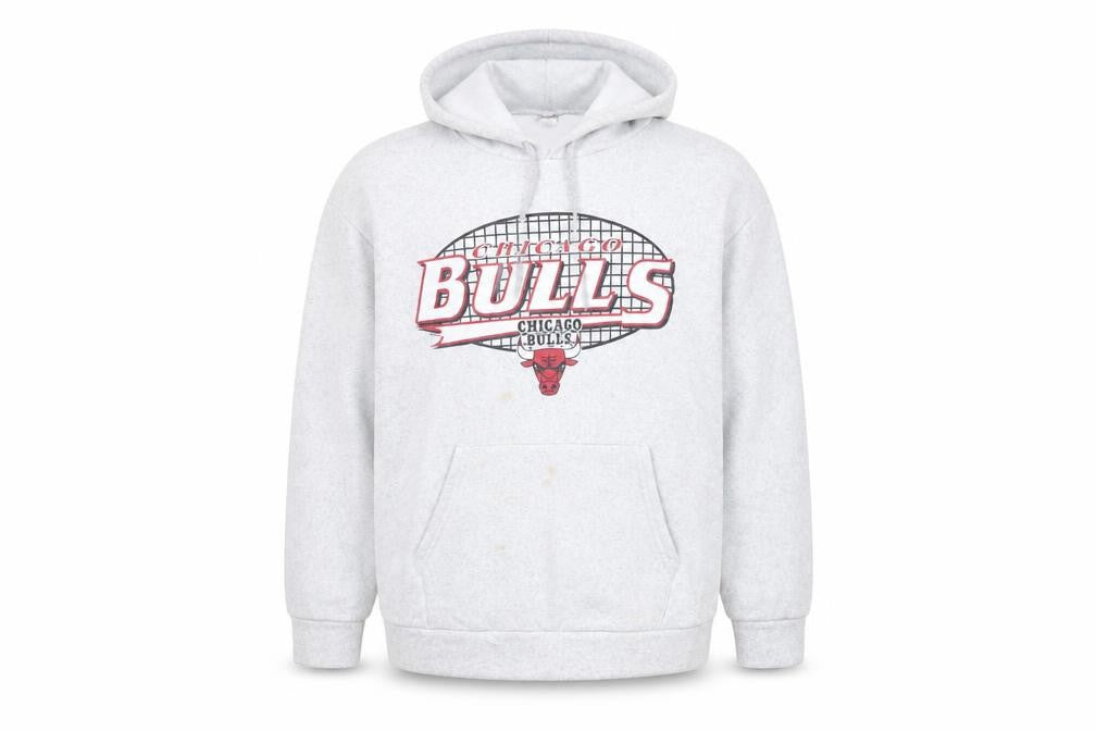 Front view of Ambar Men's Grey Chicago Bulls Hoodie S Pullover