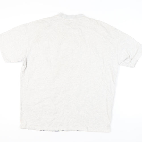 Front Runner Men's White Sports T-Shirt Small
