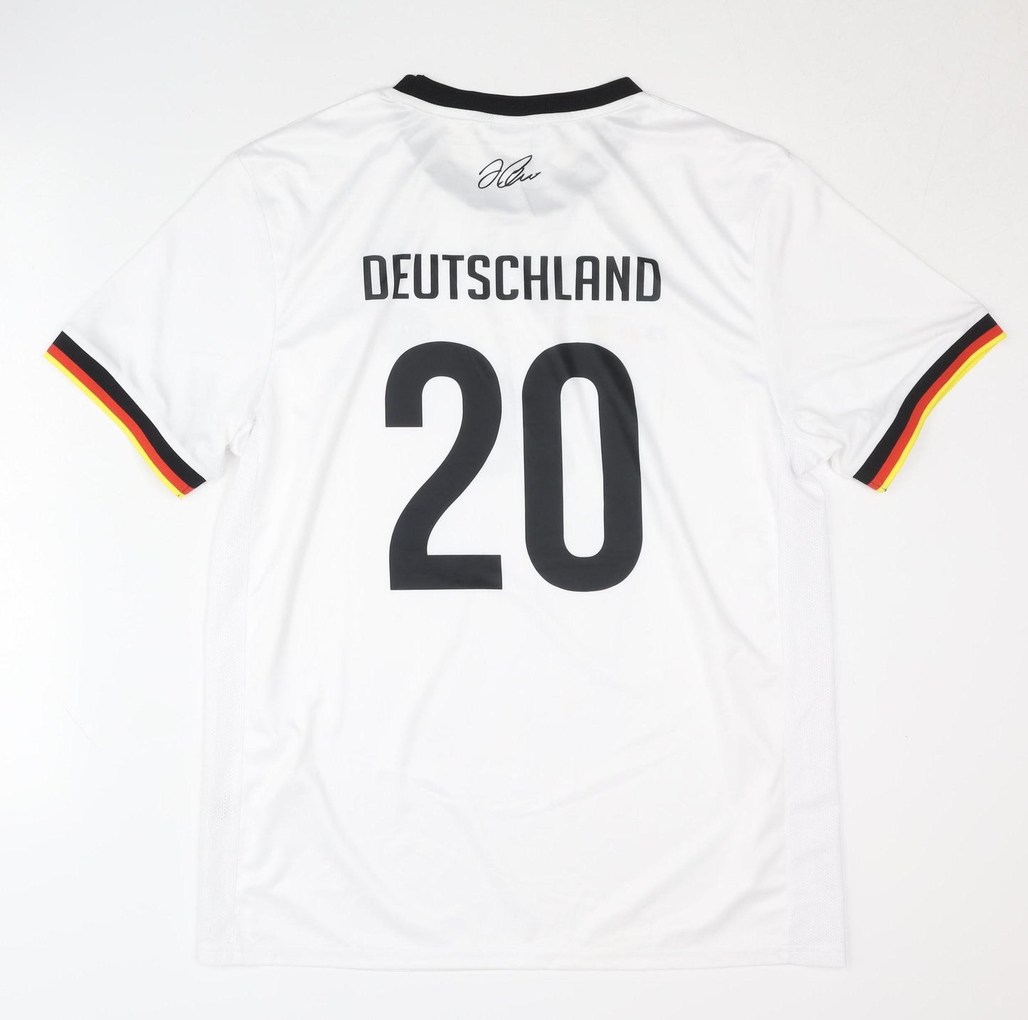 Nivea Men's Deutschland Signed Home Shirt, M, White, Short Sleeves