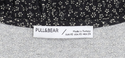Pull & Bear Women’s Black XS Floral V-Neck Dress