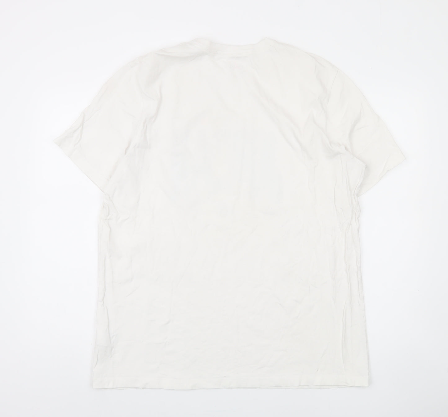 Nike Men’s White XL Sports Graphic T-Shirt