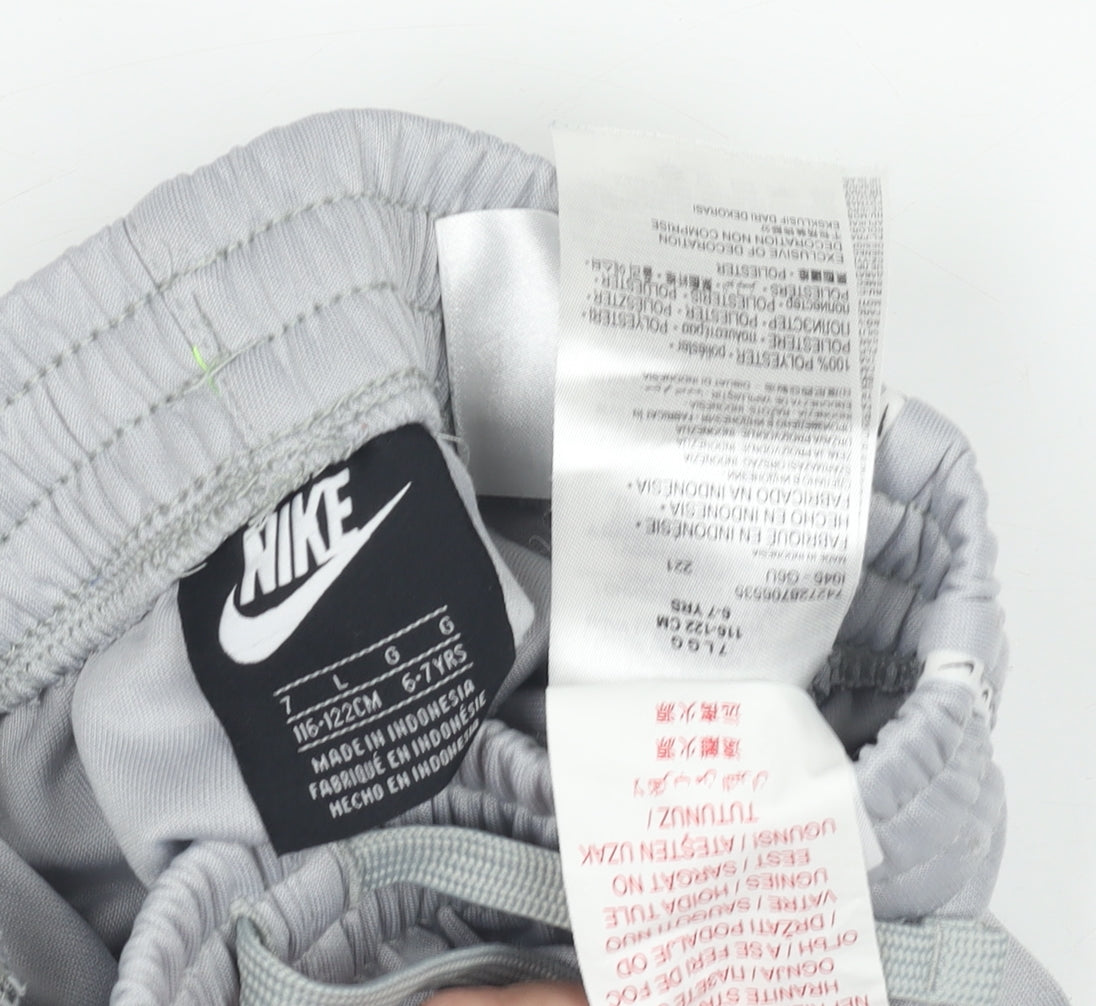 Nike Boys Grey Jogger Trousers 6-7 Years
