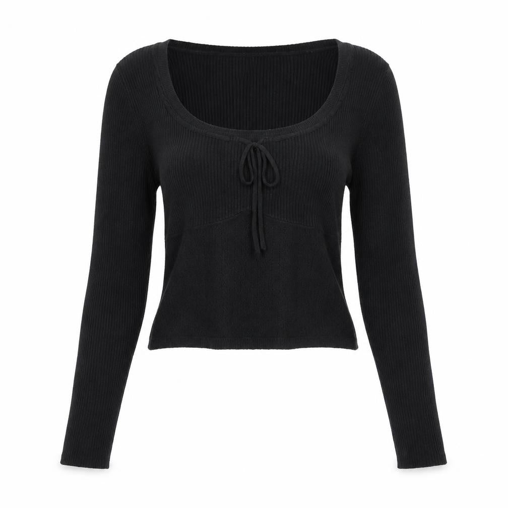 Front view of Hollister Women's Black Jumper M