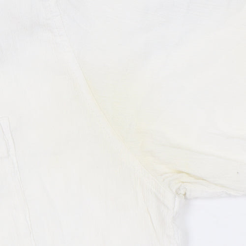 Urban Outfitters Unisex White S Shirt